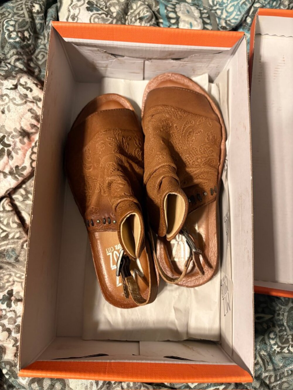 Miz Mooz Fermie Textured Leather Open Toe sandals - size EU36